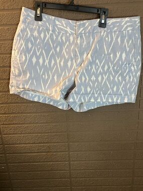 GAP White and Light Blue Ikat Cotton Shorts